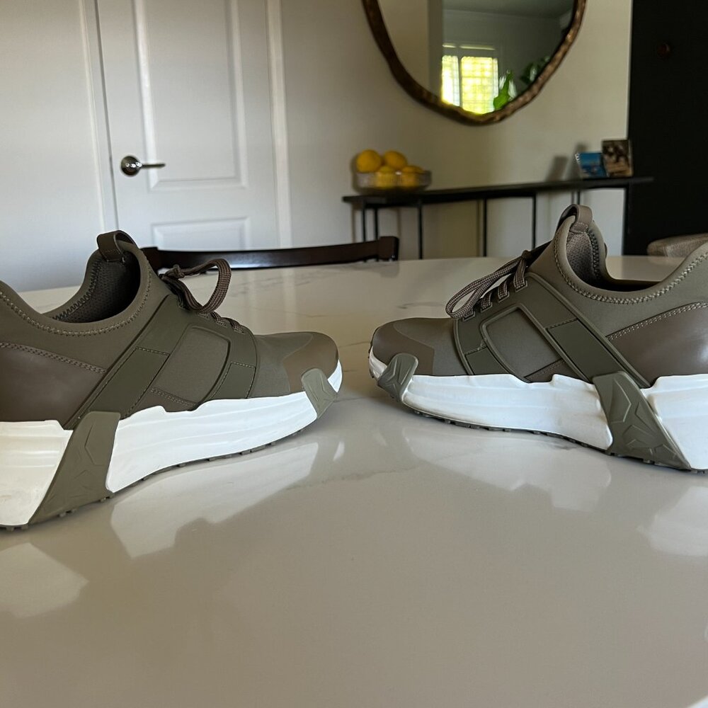 Moncler Men's Lunarove Low Top Sneakers Olive 9 / 42 - Picture 4 of 9